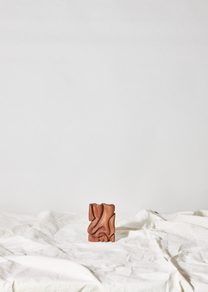 Ben Graham Wood Sculpture Elegant Minimalistic Organic Shapes Handmade Exklusive Art Original Artwork Modern Art