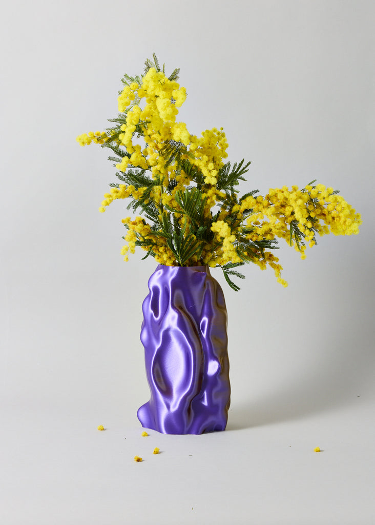 Niklas Jeroch Organic Angel Vase Purple Gold 3D Printed Artwork Contemporary Art Modern Art Eclectic Futuristic Home Decor Reflective Affordable Art