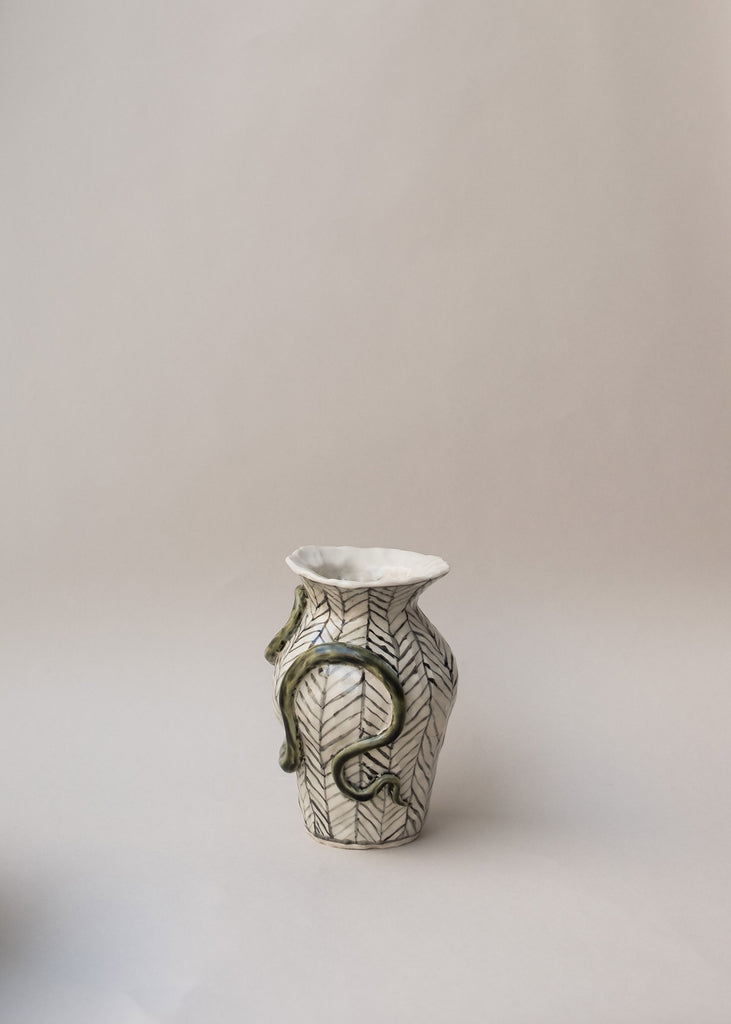 Caroline Harrius snake vase back