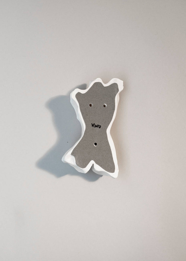 Kassandra Widmark Utas Raw Relics ceramics backside